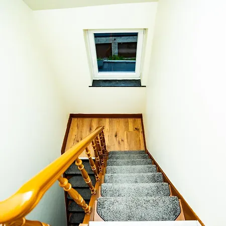 Ubytování v soukromí R2 Avec Salle De Bain Partagee Pres De L'hopital De La Citadelle A