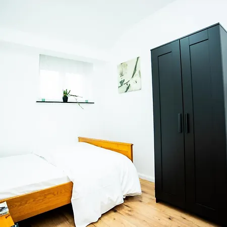 R2 Avec Salle De Bain Partagee Pres De L'hopital De La Citadelle A Ubytování v soukromí *