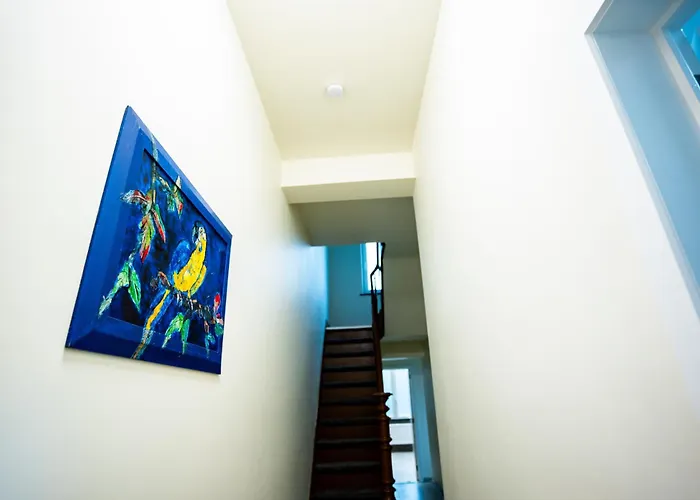 R2 Avec Salle De Bain Partagee Pres De L'hopital De La Citadelle A Privat bolig