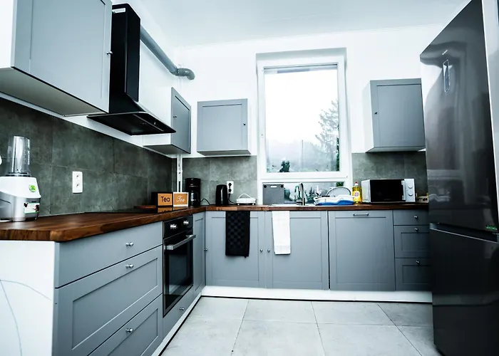 R2 Avec Salle De Bain Partagee Pres De L'hopital De La Citadelle A Privat bolig Liège