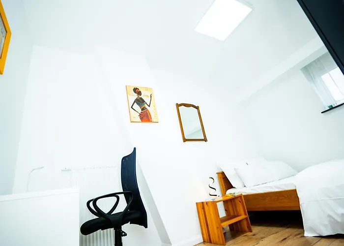 R2 Avec Salle De Bain Partagee Pres De L'hopital De La Citadelle A * Liège